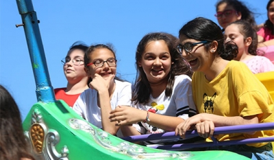 Bayramın Gelişini Lunaparkta Kutladılar