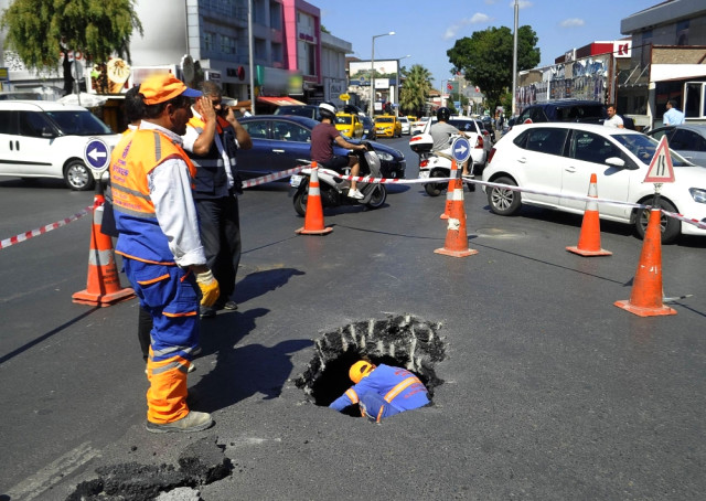 Beşiktaş'ta Yol Çöktü