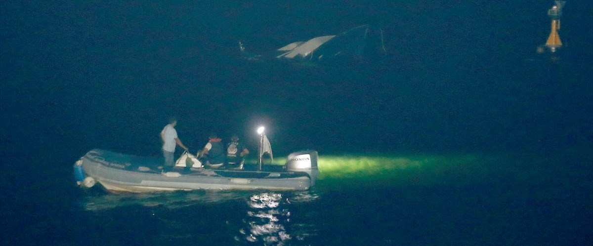 Beylikdüzü açıklarında bir tekne battı: 5 kişi kurtarıldı, 1 kişi öldü