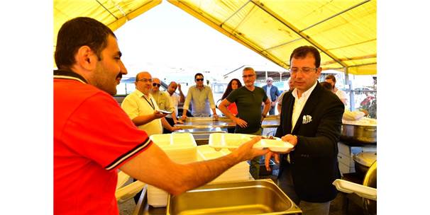 Beylikdüzü Belediyesinden Kavurma İkramı