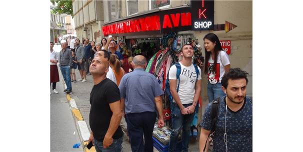 Bir Binada Mahsur Kalan Yavru Martı İtfaiye Tarafından Kurtarıldı