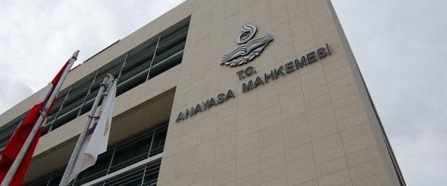 CHP'nin OHAL kanunlarına ilişkin iptal başvurularına AYM'den ret