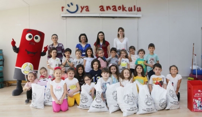 Çocuklar 352 Kilo Atık Pil Topladı