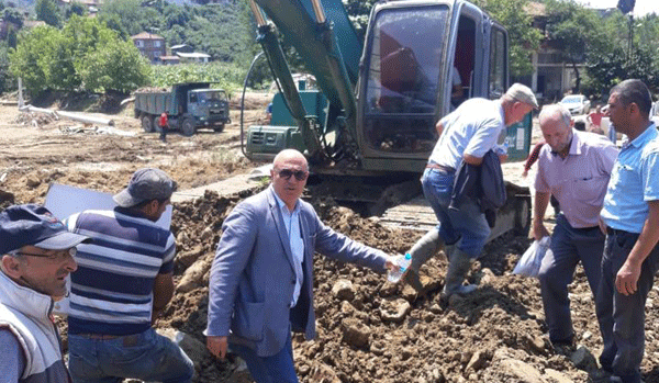 Düzce'de İBB Araçlarına Müdahale