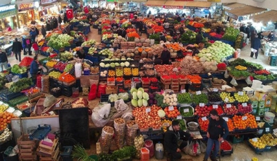 Enflasyon Nisan'da Arttı