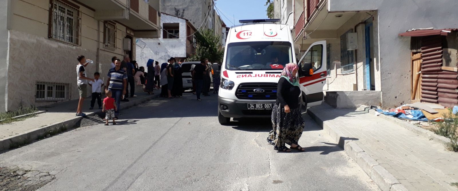 Eşini öldürüp intihar etti