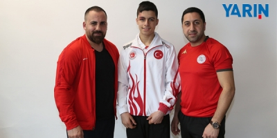 Genç Boksör Şampiyonluk Peşinde