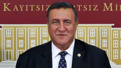 Gürer: "Üniversite mezunu işsizlerin kredi borçları ertelensin"