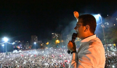 İmamoğlu, Yeniden Makam Koltuğuna Oturuyor