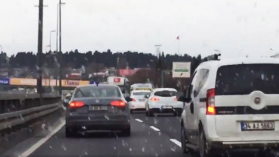 İstanbul'a Kar Geldi