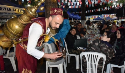 İstinye'de Sevgi Sofraları