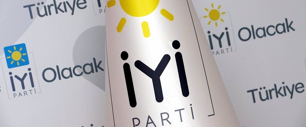 İYİ Parti'den 250 kişi istifa etti