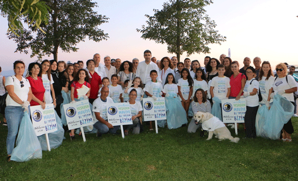 Kartal Sahili'nde Temizlik Seferberliği