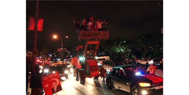 Kepçe Üzerinden Tehlikeli Kutlama