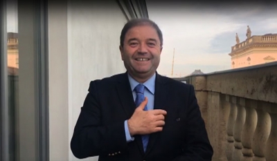 Kılıç Mazbatasını Alıyor 