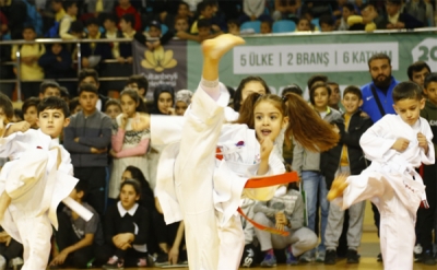 Kış Spor Okulları Açıldı