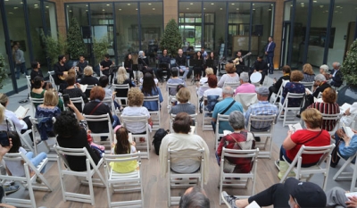 Kitaplarla Stres Attılar