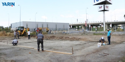 Kurbanlıklar İçin Kartal'da Pazar Hazırlanıyor