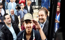 Maltepe'nin engelleri aşan kınalı kuzuları askere uğurlandı