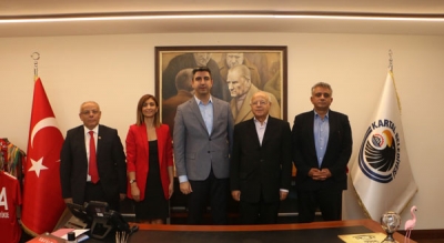 Prof. Dr. İzzettin Doğan'dan Gökhan Yüksel'e Ziyaret 