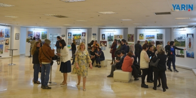 'Sınırsız' Karma Sergi Açıldı