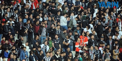 Taraftardan Fikret Orman Ve Şenol Güneş'e Tepki 