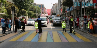 Trafikte Yaya Önceliği İçin Farkındalık Uygulaması Başladı