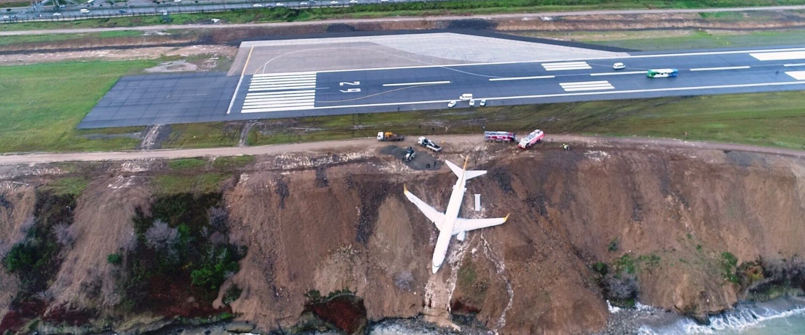 Uçak millet kırathanesi olacak