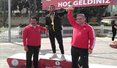 Ümraniyeli Gençler Şampiyon Oldu