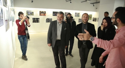 Üniversiteli Gençlerin Sergisi Açıldı