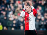 1 yıl daha Feyenoord'da